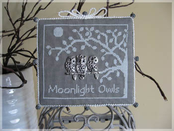 Moonlight Owls (w/button)