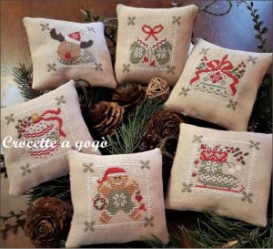 6 Ornaments