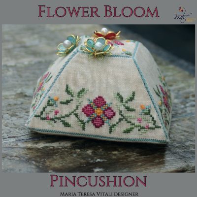 Flower Bloom Pincushion