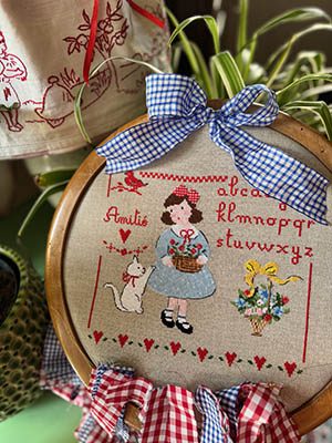 Carlottina E La Sua Gattina Bianca Lulu