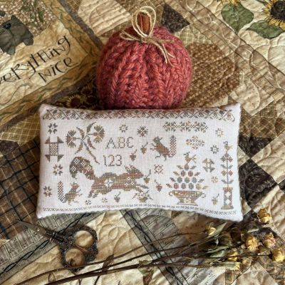 Sassy Squirrel Pinkeep